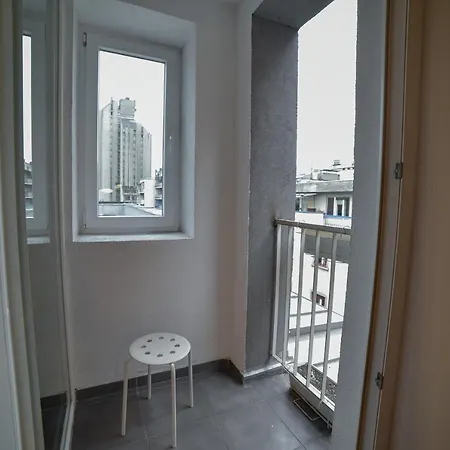 Megdan - Stan Na Dan Užice